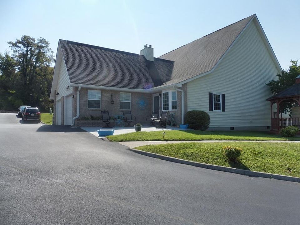 1st image of 3752 Apple Grove Cir