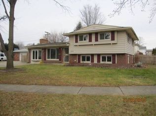 1225 Ruth Ave, Ypsilanti, MI 48198