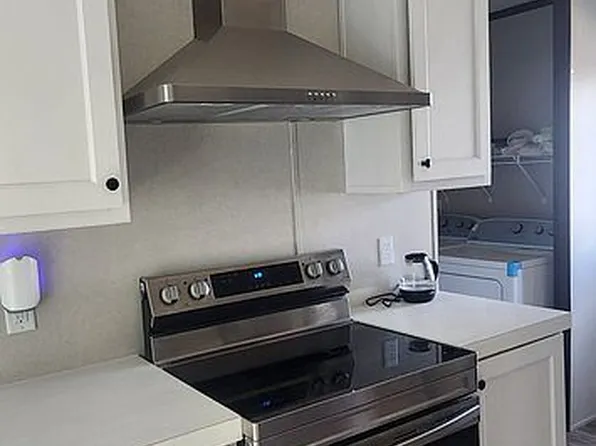 15931 S Flores St, San Antonio, TX 78221