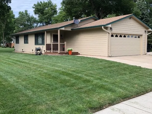 723 W 4th St, Ponca, NE 68770