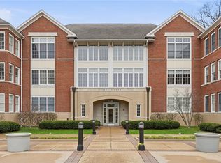 1240 Crescent Pl APT 2H, Pittsburgh, PA