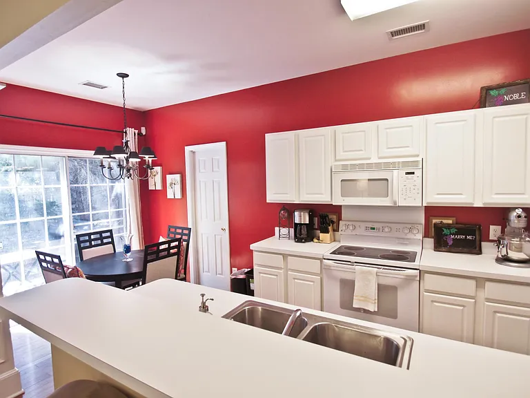824 Autumn Rain Ln — Photo 4
