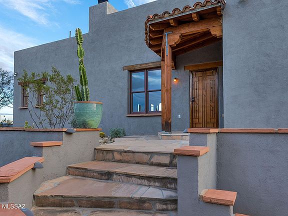 3rd image of 6615 W Sweetwater Dr