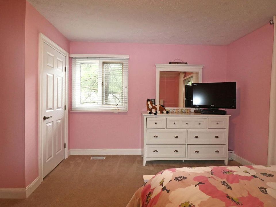 1st image of 8490 Torwoodlee Ct