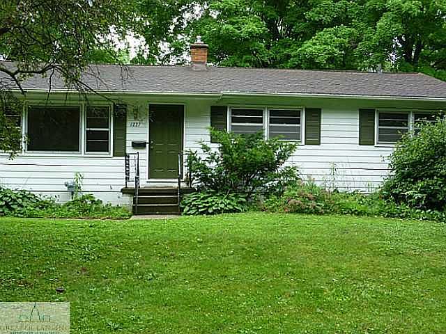 1st image of 1227 E Lilac Ave