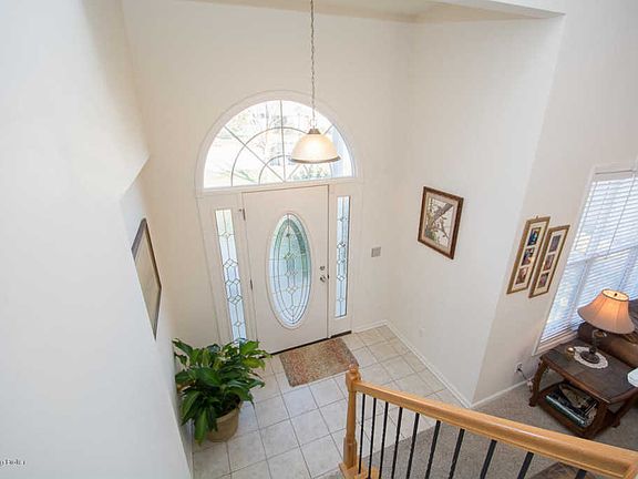 3rd image of 594 Beechwood Ave
