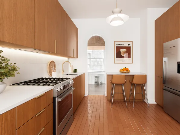 380 Riverside Drive image 11 of 17