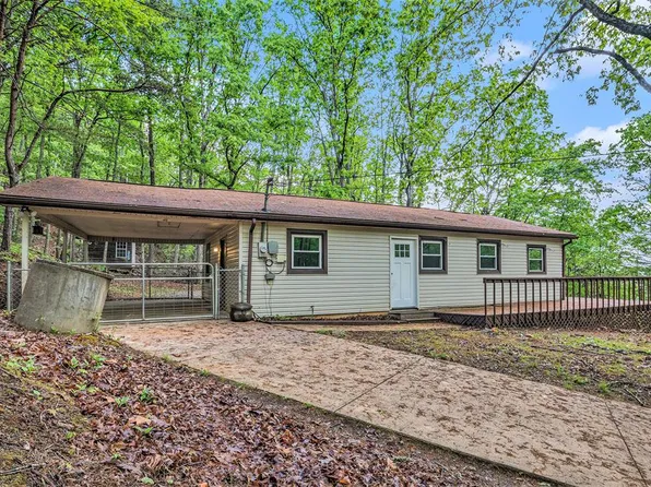 725 Bearmeat Spur, Hiawassee, GA 30546