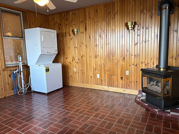 3rd image of 356 N 1st St #1