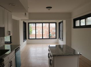 7246 S Bennett Ave #3, Chicago, IL 60649