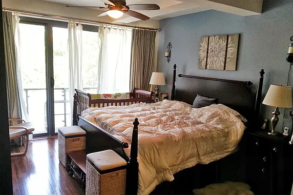 Rented by Corcoran | media 22