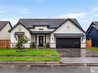 425 Valle Alto Dr, Los Fresnos, TX 78566