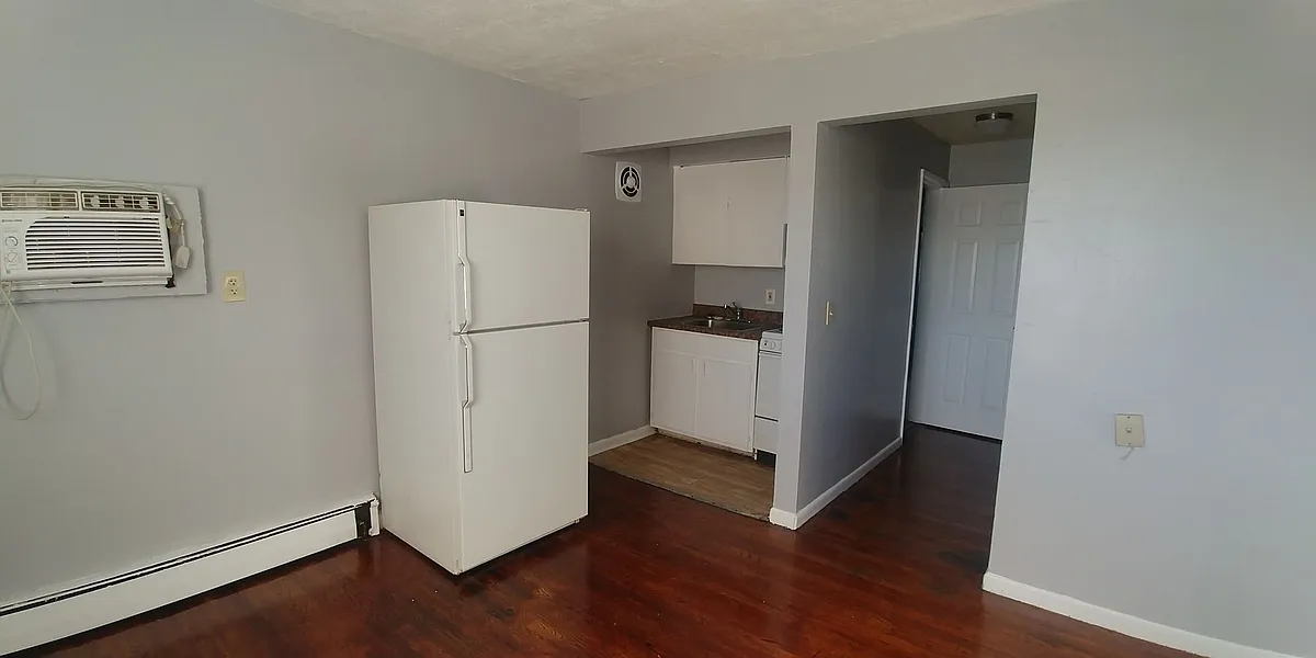 Building Photo - Rutledge 1205