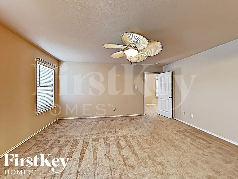1413 Waco Turner — Photo 7