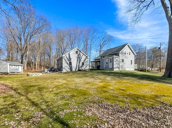 240 Towne St, North Attleboro, MA 02760