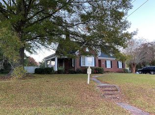 204 E Water St, Windsor, NC 27983