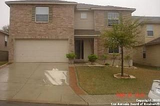 3rd image of 923 Magnolia Bnd