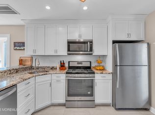 3 Rose Manor Ct #101, Brick, NJ 08723