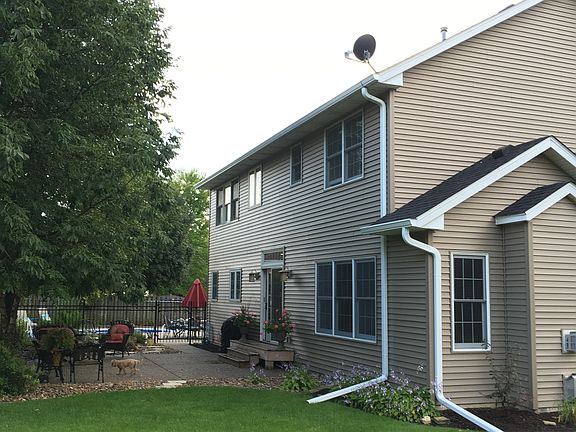 Side/back of house
