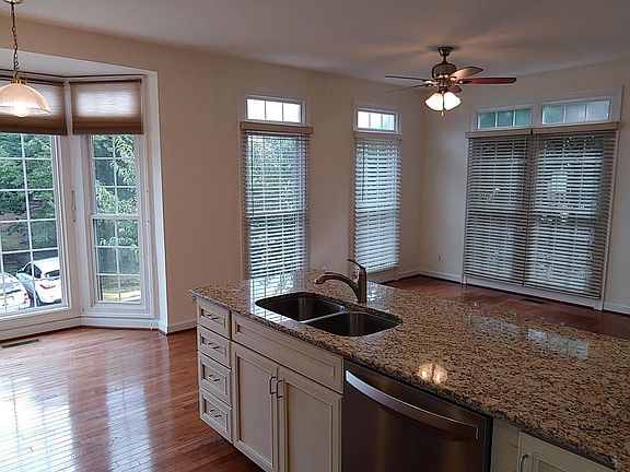 2nd image of 9586 Lagersfield Cir