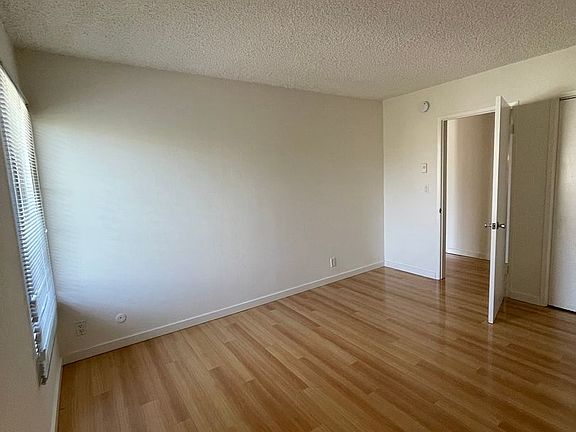 2nd image of 1476 S Shenandoah St APT 302
