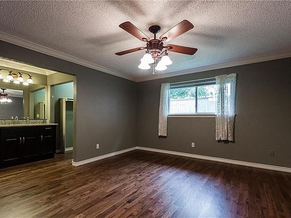 2nd image of 1110 Lawn Meadow Dr