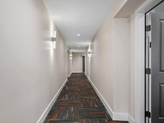 5th image of 479 West Ave Unit 303