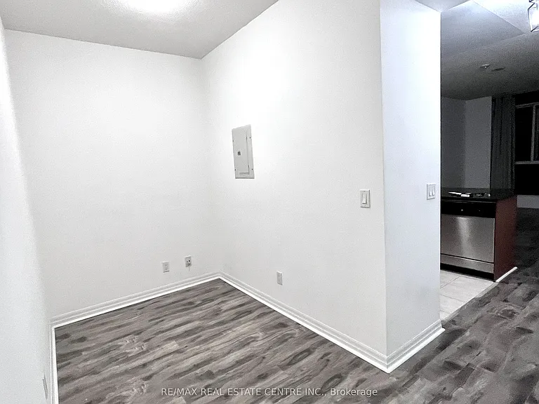 225 Webb Dr #907 — Photo 7