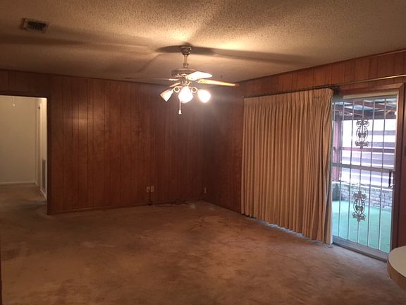 4th image of 2411 Briarrose Dr