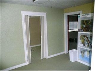 5th image of 421 Orange St