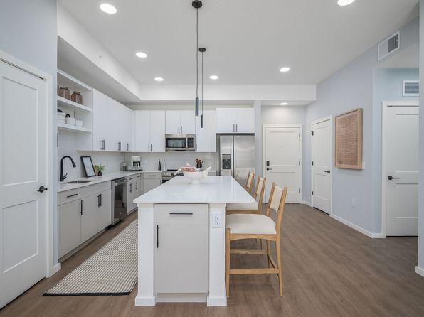 8552 Collier Blvd #11-119