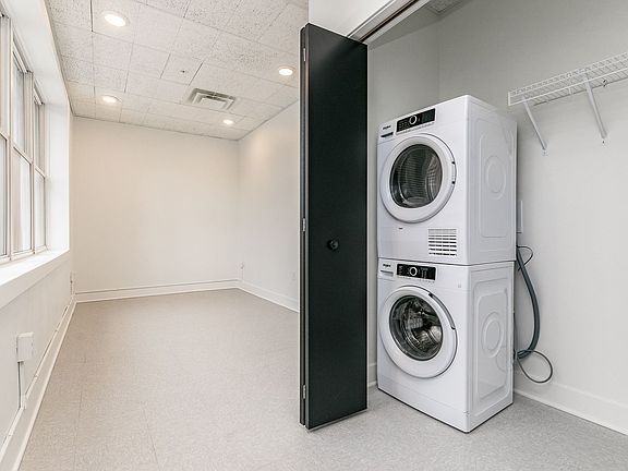5th image of 411 1st Ave SE #409