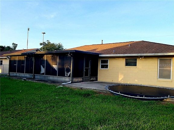 3rd image of 616 Gazelle Dr