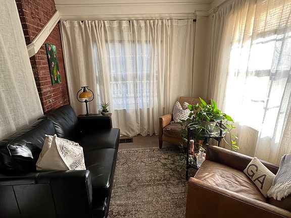 2nd image of 667 Linwood Ave NE APT 2