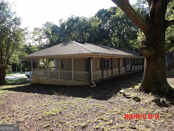 3rd image of 202 Lovvorn Rd