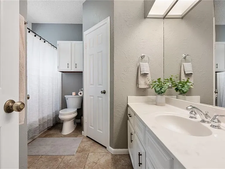 411 Ridgewood Dr — Photo 11