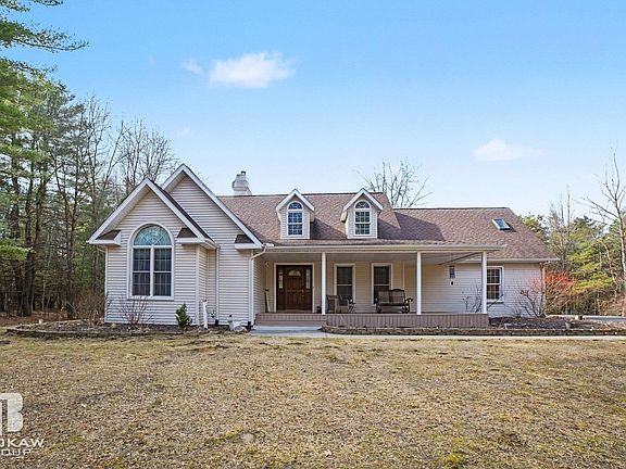 4th image of 2910 Ginger Dr