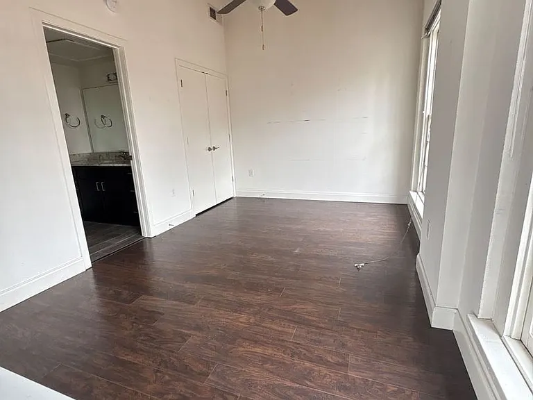 344 N. Charles Street — Photo 7