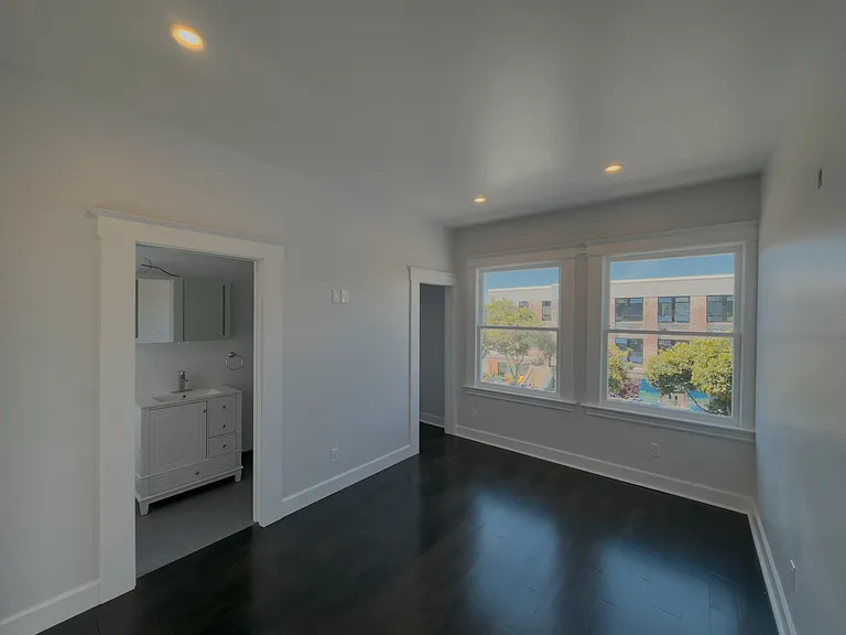 1511 Golden Gate Ave #4 — Photo 14