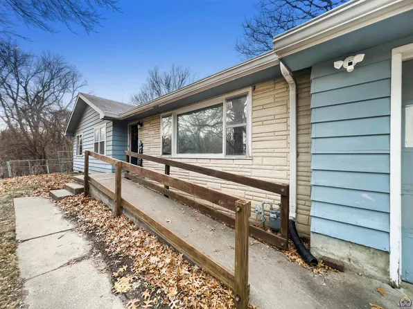 633 NE Michigan Ave, Topeka, KS 66616