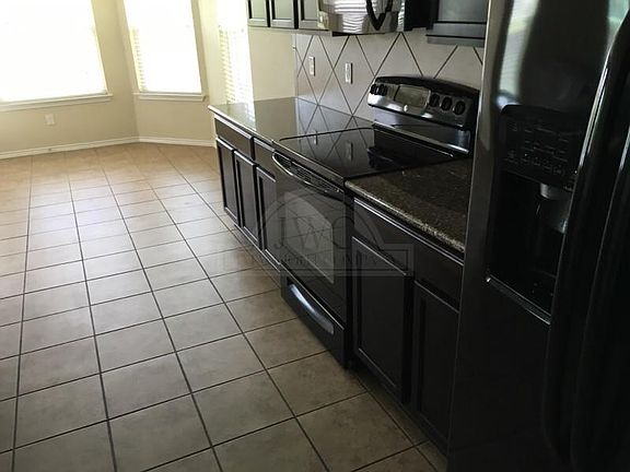 5th image of 3512 Lorne Dr