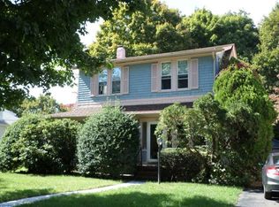 42 Victory Ave, Vineland, NJ 08360