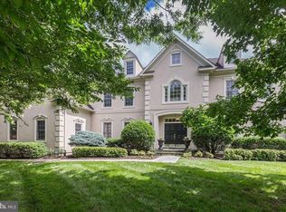 18572 Seminole Ct, Leesburg, VA 20176