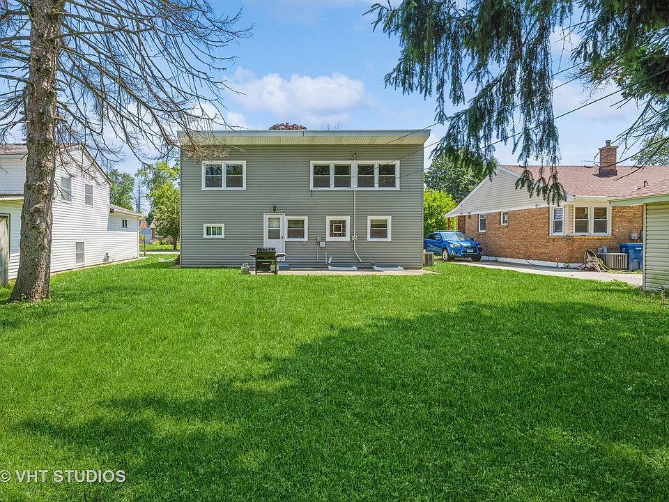 2nd image of 602 N Lewis Ave