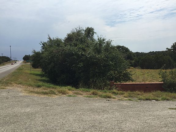 4th image of 919 Hwy 46 East