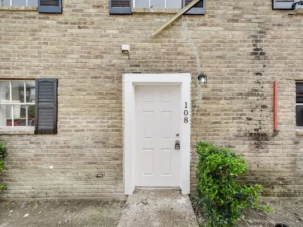 3240 Lombardy Ln APT 108, Dallas, TX 75220