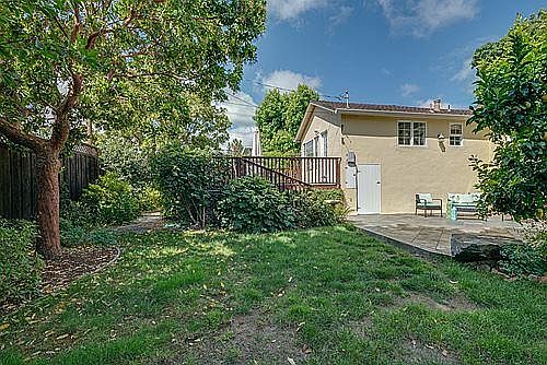 3rd image of 2563 Briarfield Ave