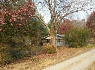 15 Nottingham Ln, Waynesville, NC 28785