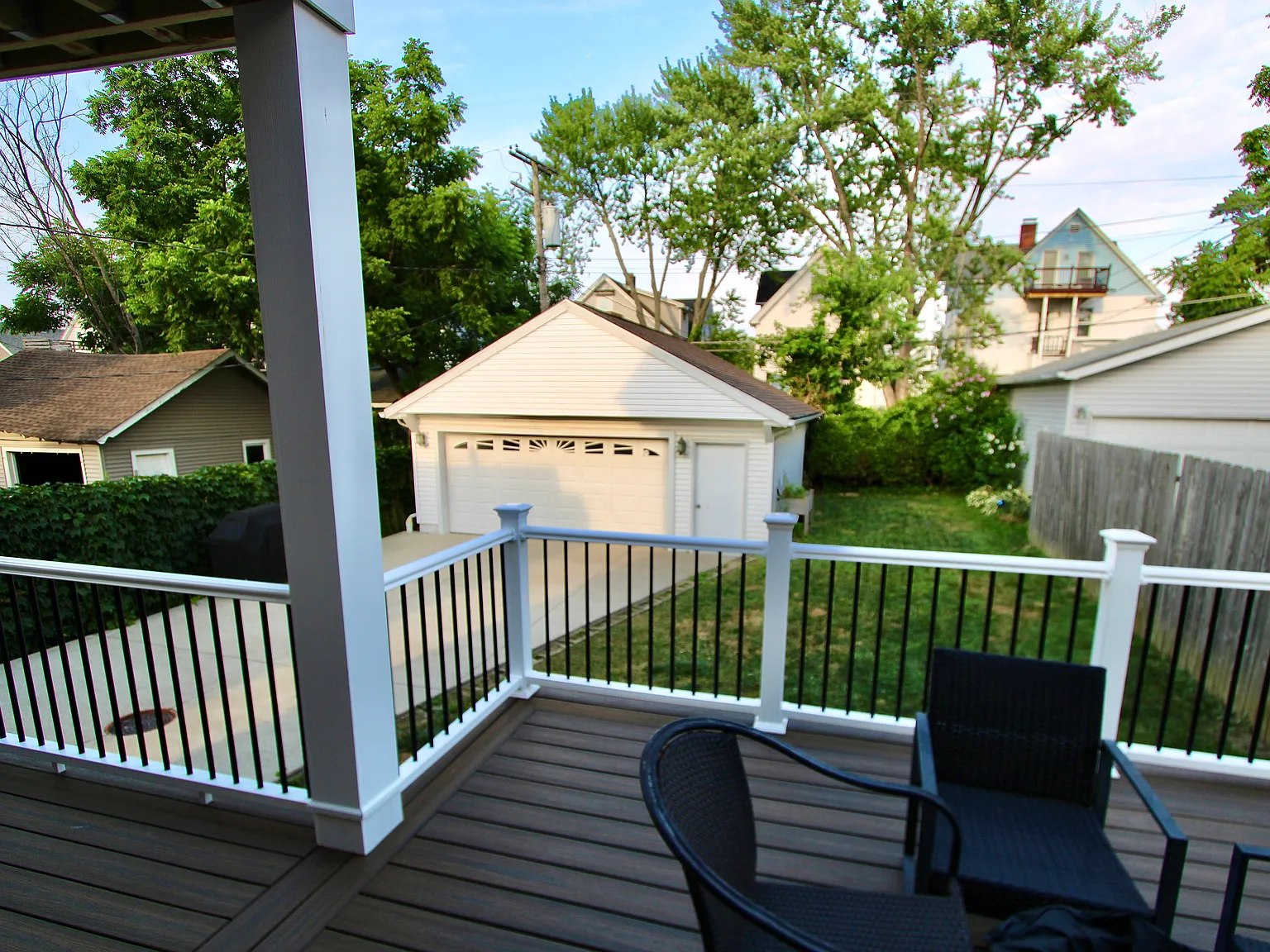 1659 Chesterland Ave — Photo 4