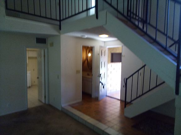 IMG_20220831_121118_burst_01_09162022